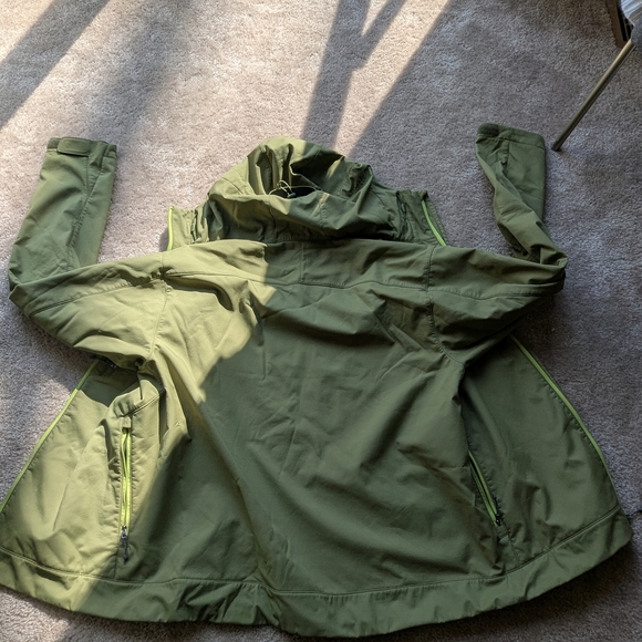 Outdoor Research Men's Softshell Jacket - Picture 7 of 10